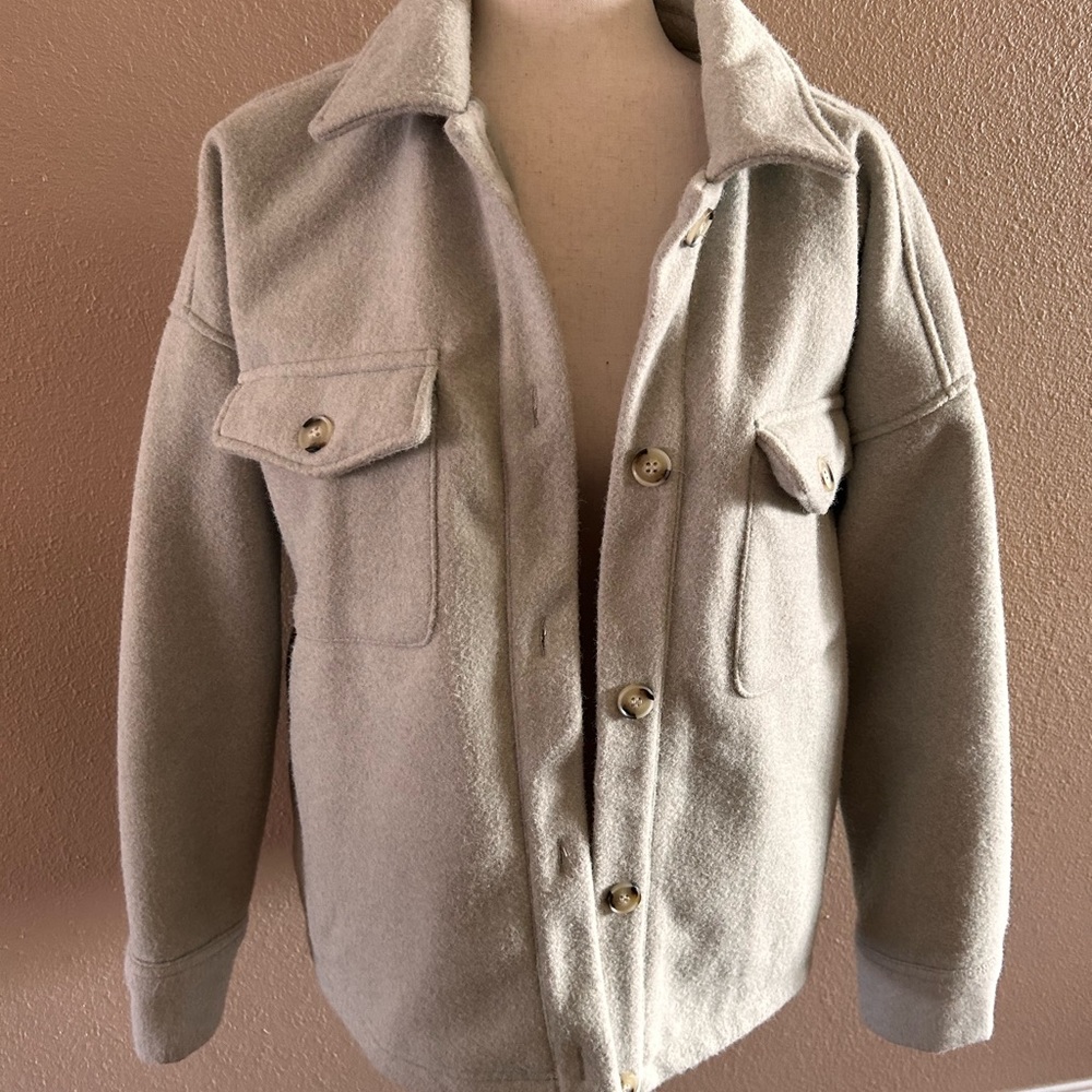 🎈SOLD🎈Light sage wool coat - Picture 4 of 8